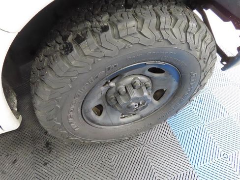 Used 2016 Chevrolet Express 3500 LT w/ LT Preferred Equipment Group image 9