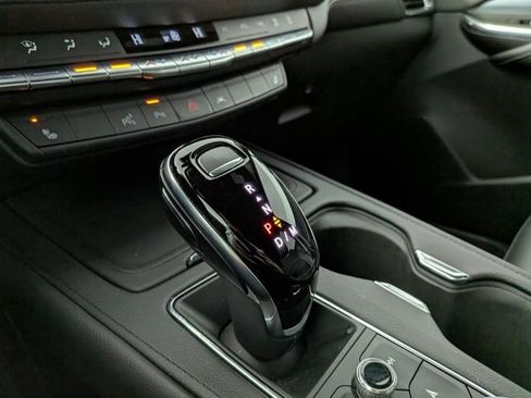 Certified 2022 Cadillac XT4 Premium Luxury w/ Enhanced Visibility Package image 24