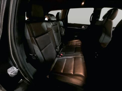 Used 2017 Jeep Grand Cherokee Limited w/ Luxury Group II AWD/4WD image 19