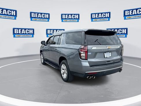 Used 2021 Chevrolet Suburban Premier AWD/4WD image 6