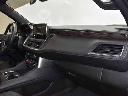 Used 2022 Chevrolet Tahoe Z71 w/ Off-Road Capability Package image 24