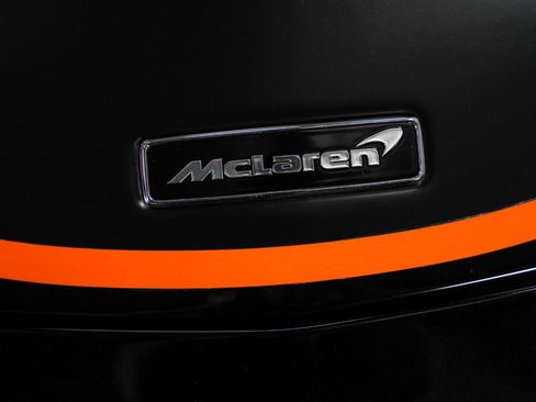 Used 2020 McLaren 620R image 14