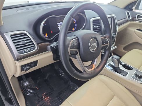 Used 2018 Jeep Grand Cherokee Limited w/ Trailer Tow Group IV image 15