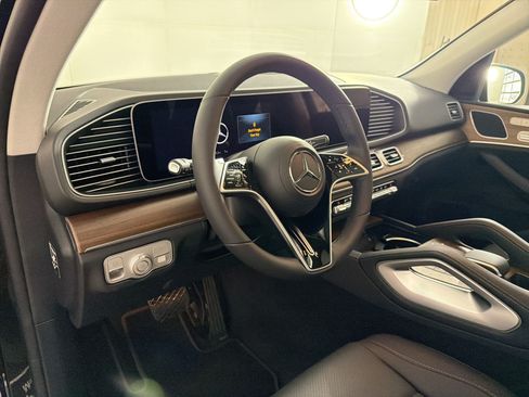 Used 2026 Mercedes-Benz GLE 350 4MATIC image 4