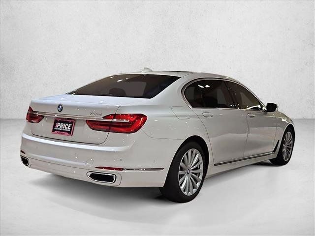 Used 2017 BMW 740i RWD image 5