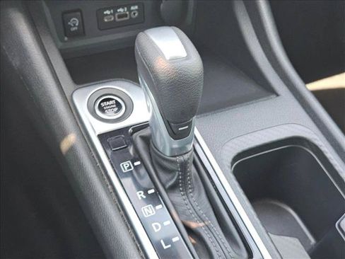 Used 2025 Nissan Sentra SV w/ Trunk Package FWD image 19