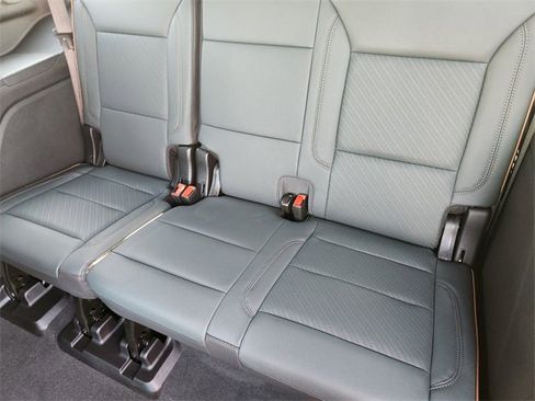 New 2026 GMC Yukon AT4 w/ AT4 Premium Plus Package image 24