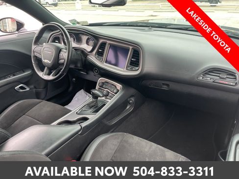 Used 2022 Dodge Challenger R/T Scat Pack w/ Plus Package RWD image 17