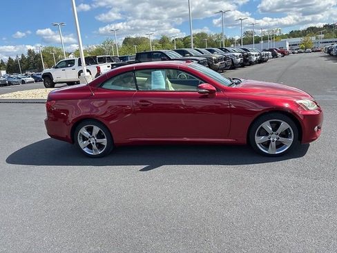 Used 2010 Lexus IS 350C image 5