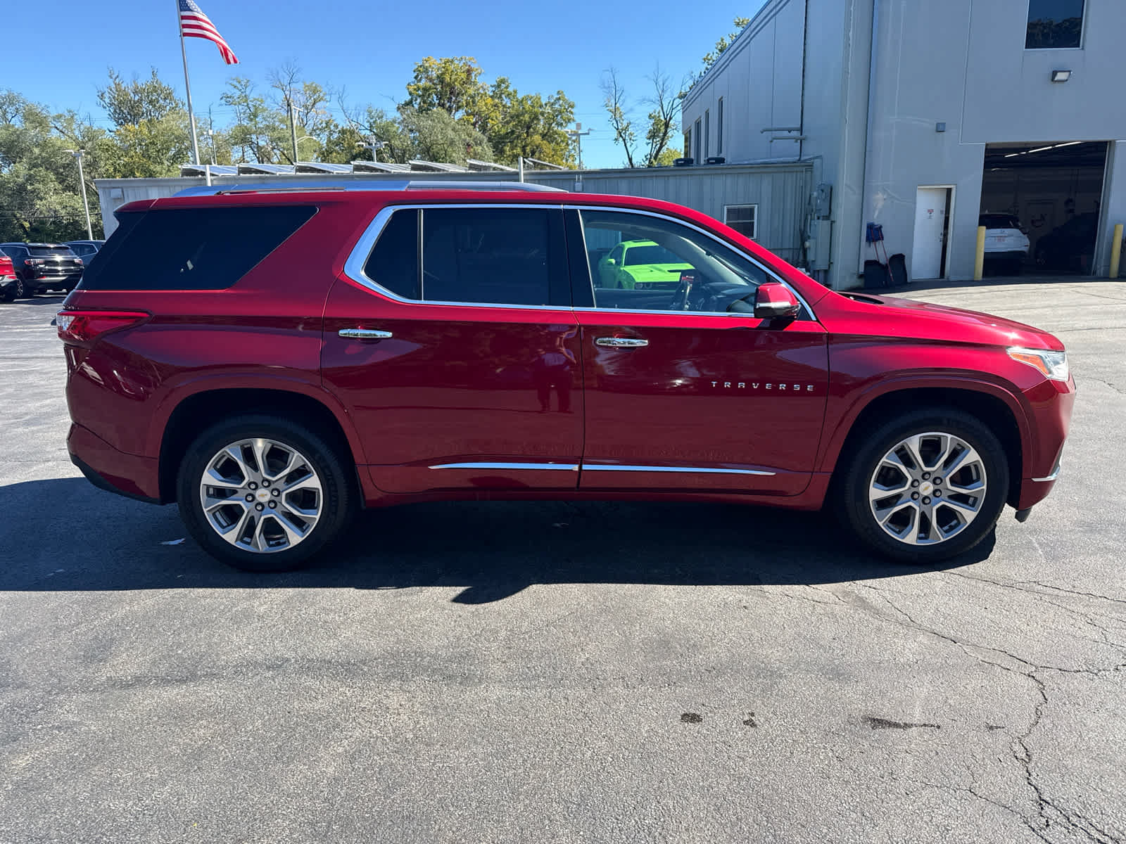 Used 2018 Chevrolet Traverse Premier AWD/4WD image 2