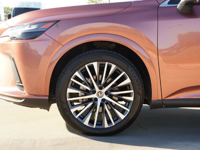 Used 2023 Lexus RX 350 Premium Plus w/ Accessory Package (Z1) FWD image 13