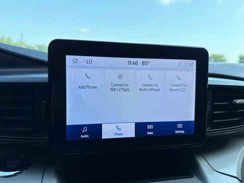 Used 2024 Ford Explorer XLT AWD/4WD image 25