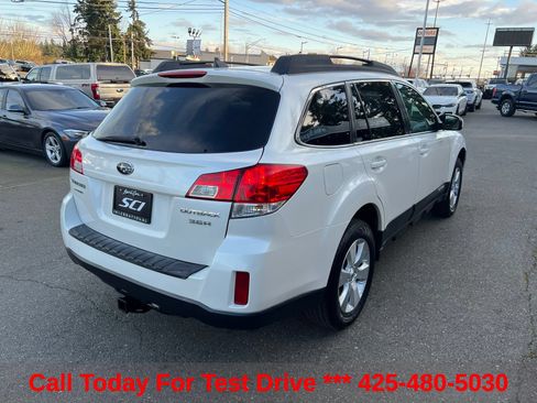 Used 2012 Subaru Outback 3.6R Limited AWD/4WD image 6
