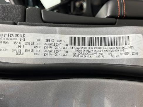 Used 2016 Jeep Grand Cherokee Laredo 75th Anniversary image 34