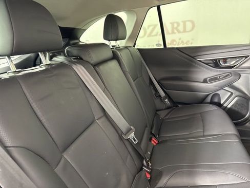 Used 2022 Subaru Outback Limited image 18
