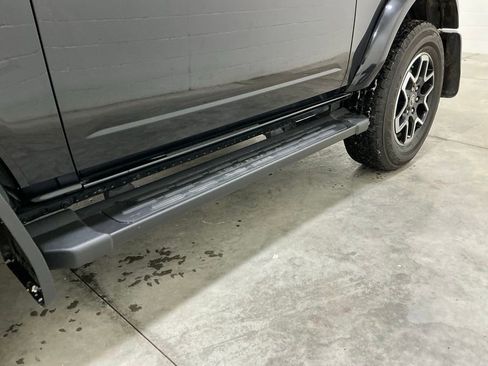 Used 2023 Ford Bronco Outer Banks image 9