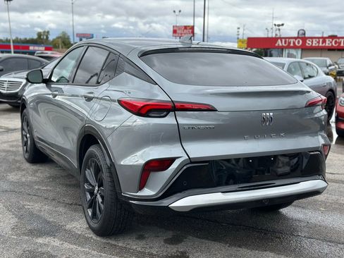 Used 2025 Buick Envista Sport Touring image 8