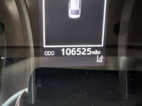 Used 2021 Toyota Camry SE FWD image 21