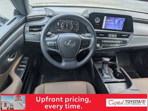 Used 2023 Lexus ES 250 w/ Premium Package AWD/4WD image 8