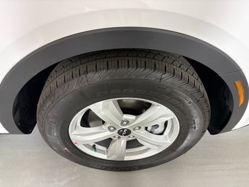 New 2026 Kia Sorento LX image 11