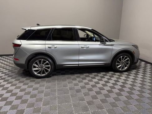 Used 2023 Lincoln Corsair AWD w/ Equipment Group 101A image 7