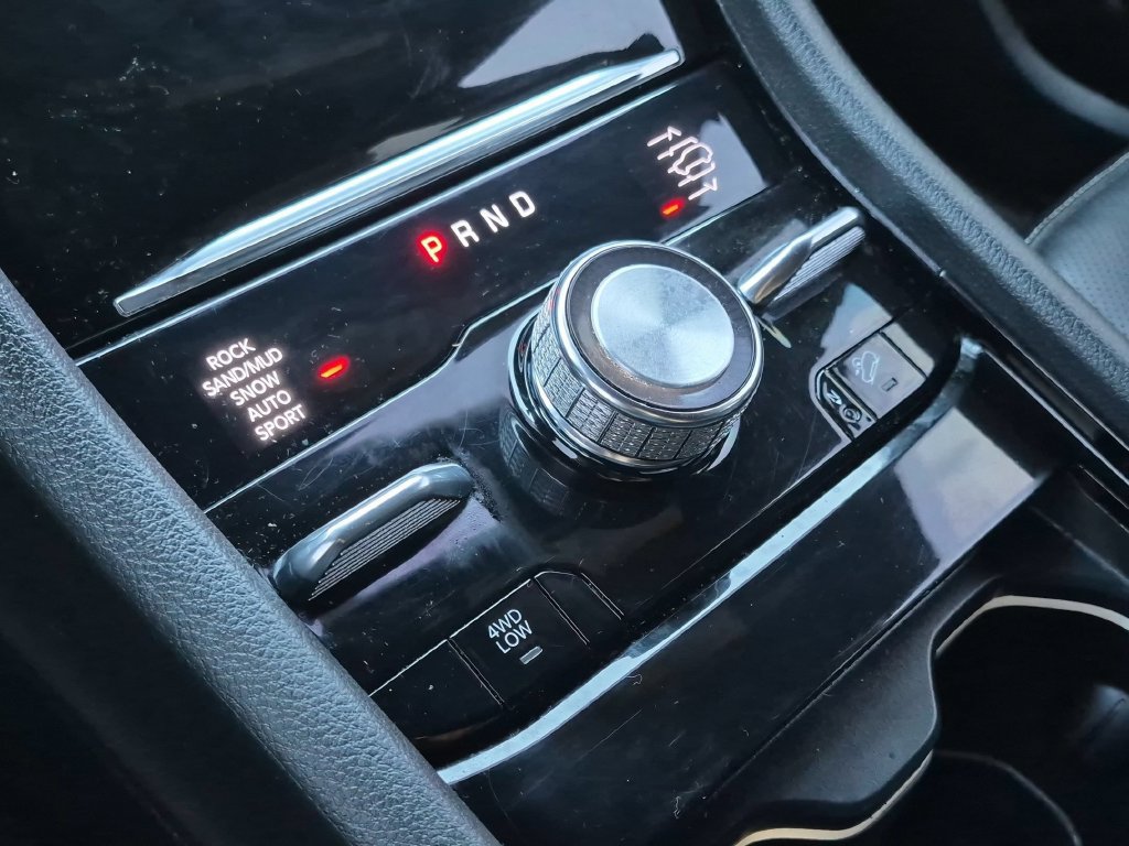 Used 2022 Jeep Grand Cherokee Overland AWD/4WD image 14