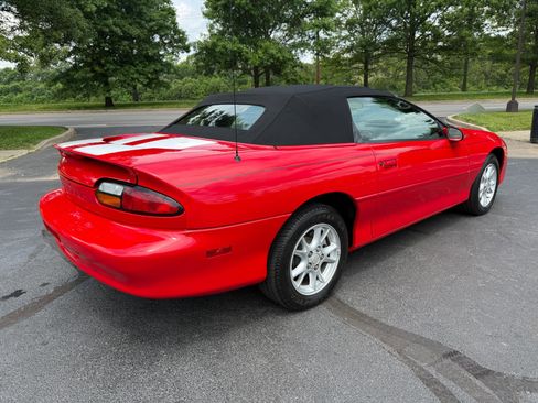 Used 2000 Chevrolet Camaro LT RWD image 10