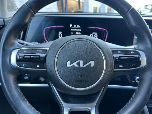 Used 2024 Kia Sportage EX FWD image 21