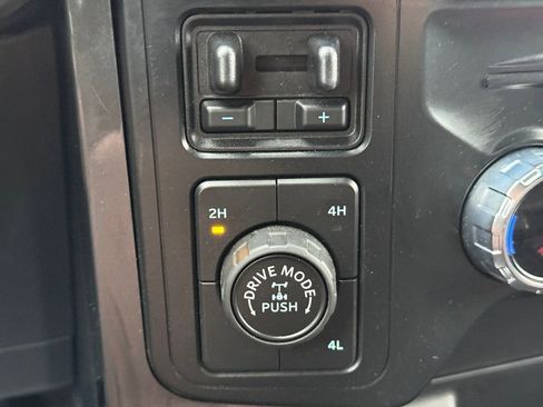 Certified 2022 Ford F150 XLT w/ Equipment Group 302A High image 21