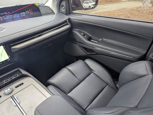 New 2026 Lincoln Navigator Reserve image 16