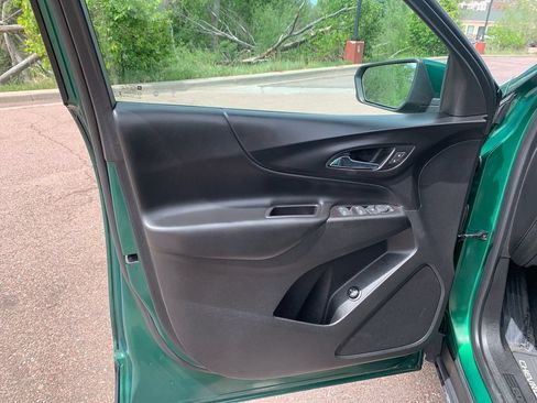 Used 2019 Chevrolet Equinox LT w/ Driver Convenience Package FWD image 14