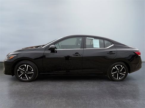 Used 2024 Nissan Sentra SV image 2