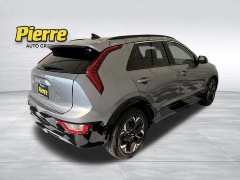 Used 2025 Kia Niro Wind w/ Wind Preserve Package FWD image 6