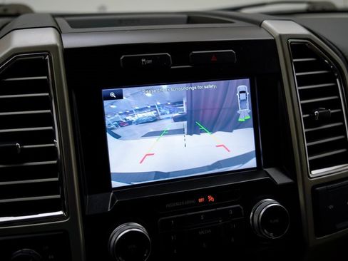 Used 2015 Ford F150 Lariat w/ Equipment Group 502A Luxury image 28