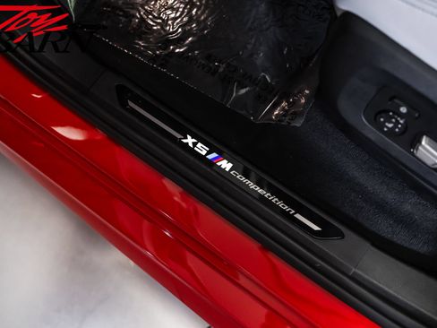 Used 2024 BMW X5 M Competition AWD/4WD image 23