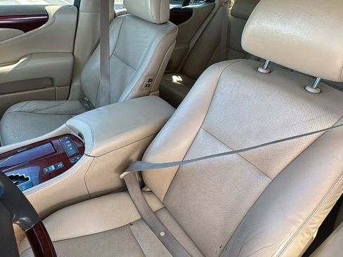 Used 2009 Lexus LS 460 RWD image 22