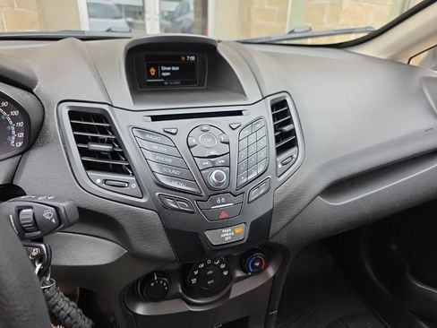 Used 2018 Ford Fiesta S FWD image 5