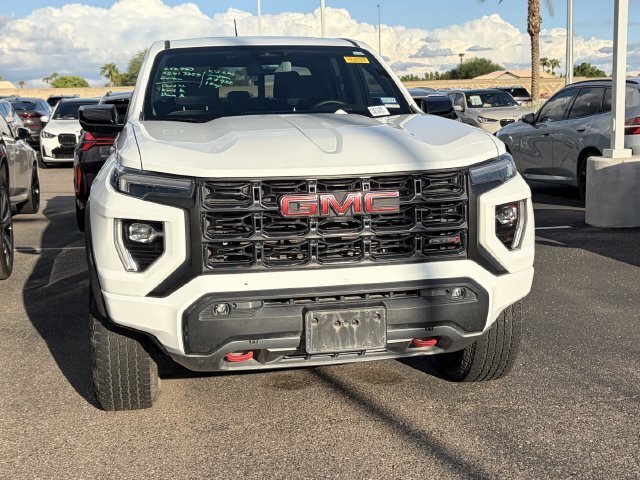 Used 2025 GMC Canyon AT4 AWD/4WD image 2