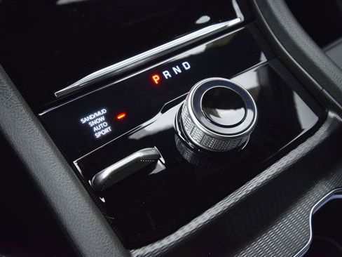 New 2025 Jeep Grand Cherokee Limited w/ Black Appearance Package AWD/4WD image 25