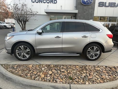 Used 2017 Acura MDX 3.5L image 1