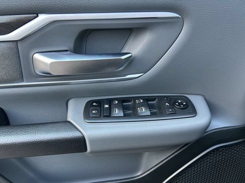 Used 2021 RAM 1500 Big Horn AWD/4WD image 17