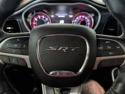 Used 2015 Dodge Challenger SRT w/ Technology Group RWD image 9