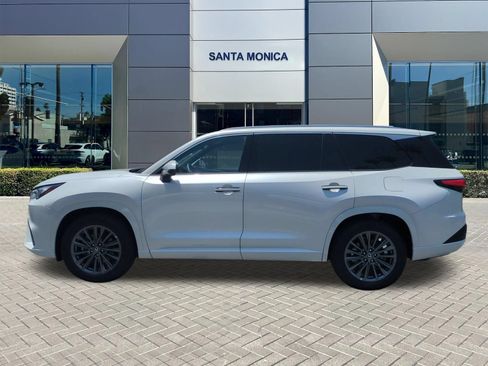 Used 2025 Lexus TX 350 FWD w/ Convenience Package image 2
