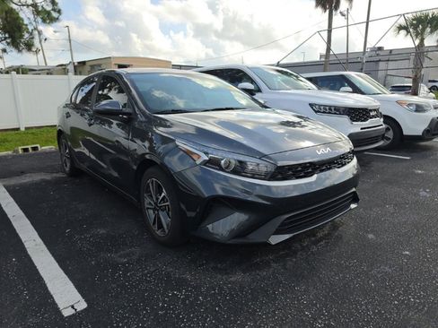 Certified 2023 Kia Forte LXS FWD image 1
