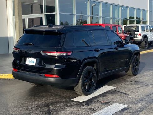 Used 2023 Jeep Grand Cherokee L Laredo RWD image 9