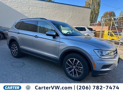 Used 2021 Volkswagen Tiguan SE w/ Panoramic Sunroof Package