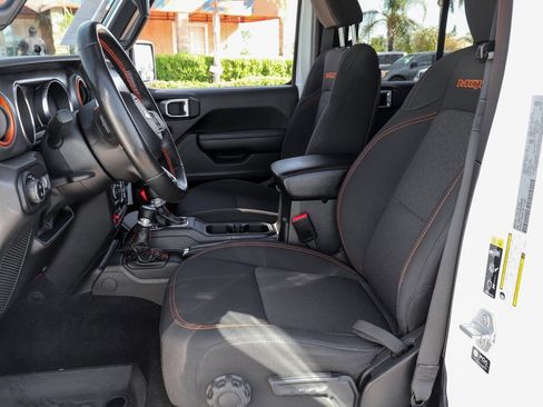 Used 2023 Jeep Gladiator Mojave w/ LED Lighting Group image 17