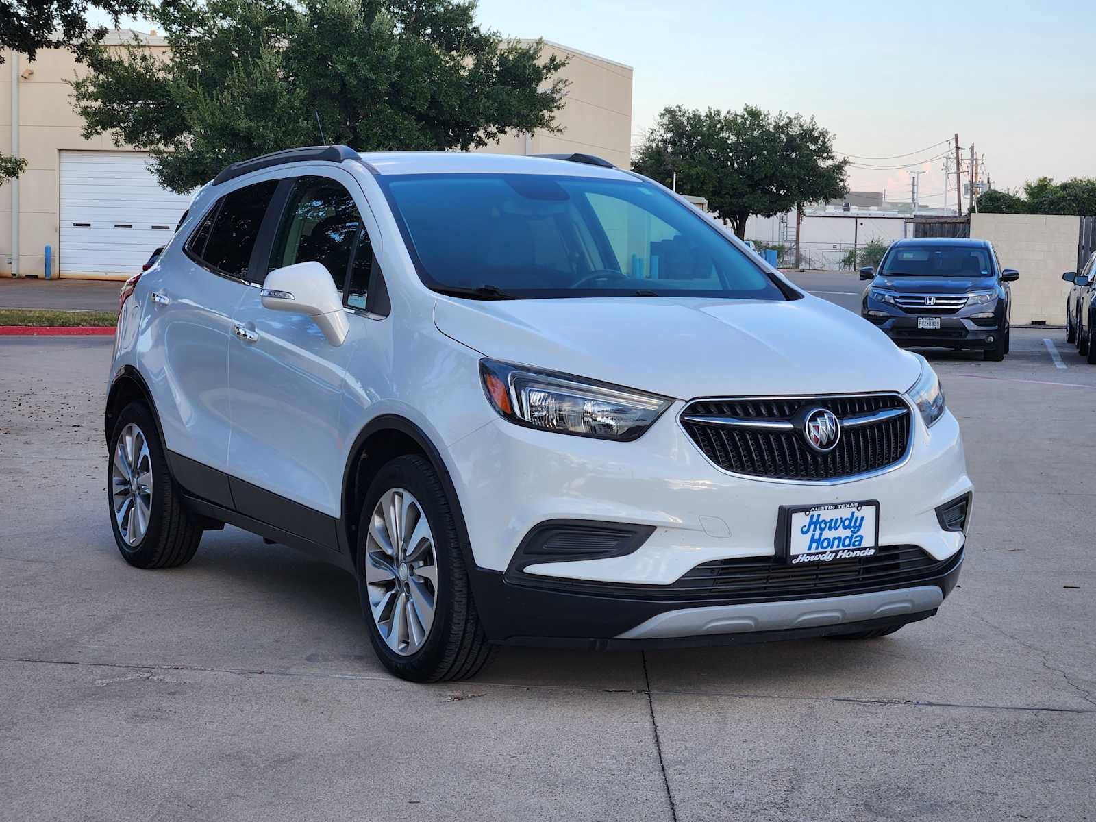 Used 2017 Buick Encore Preferred FWD image 3