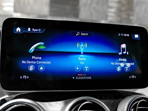 Used 2021 Mercedes-Benz GLC 300 image 24