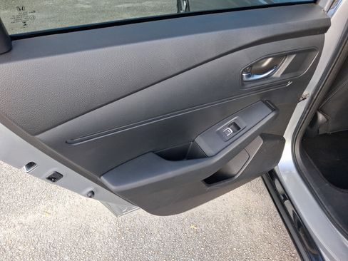 Used 2024 Honda Accord EX-L image 9